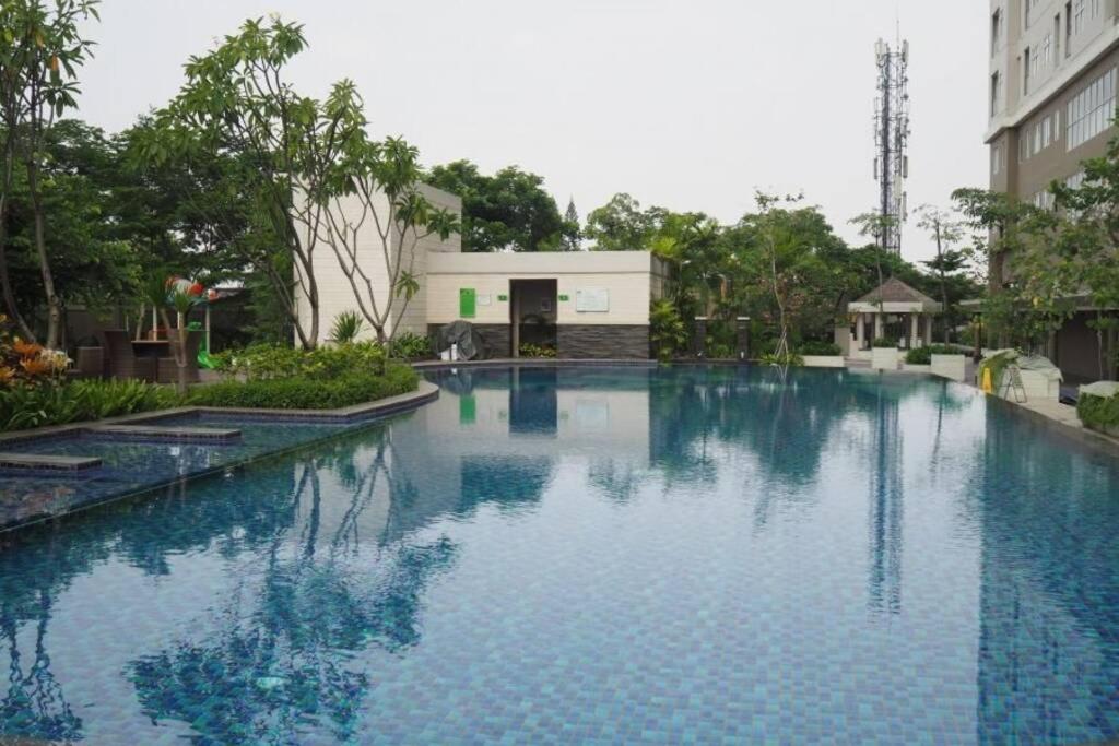 1 Bedroom Apartment Near Central Park Mall Jakarta Eksteriør bilde