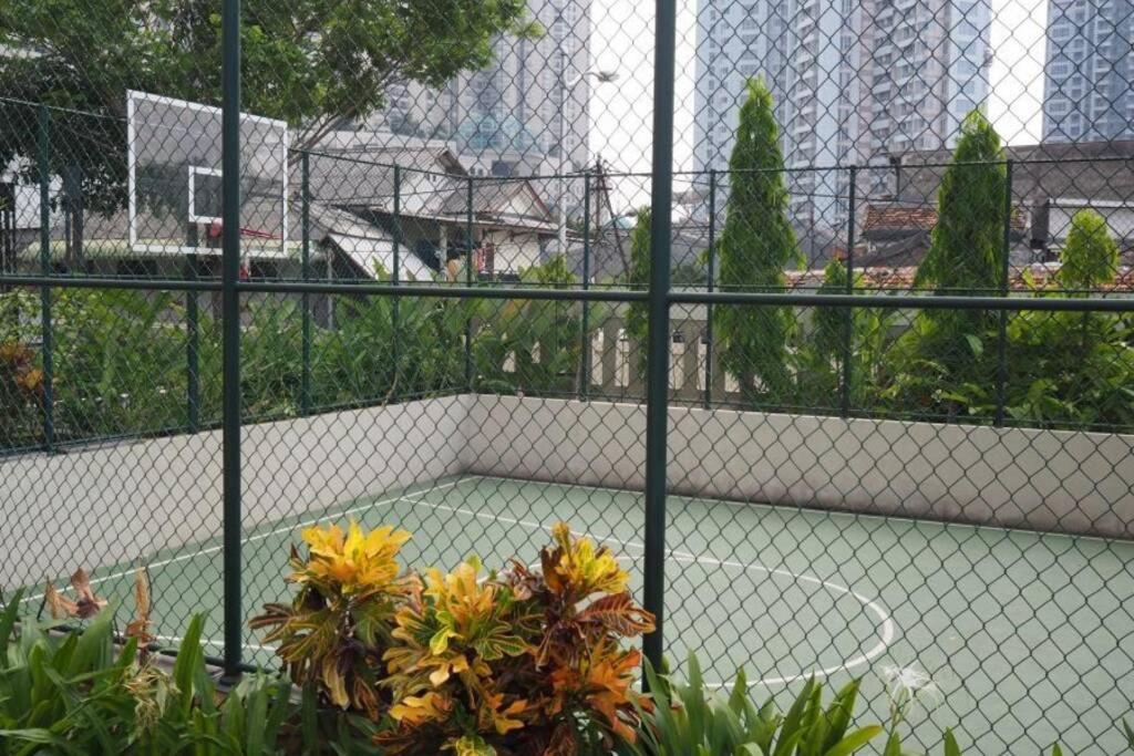 1 Bedroom Apartment Near Central Park Mall Jakarta Eksteriør bilde